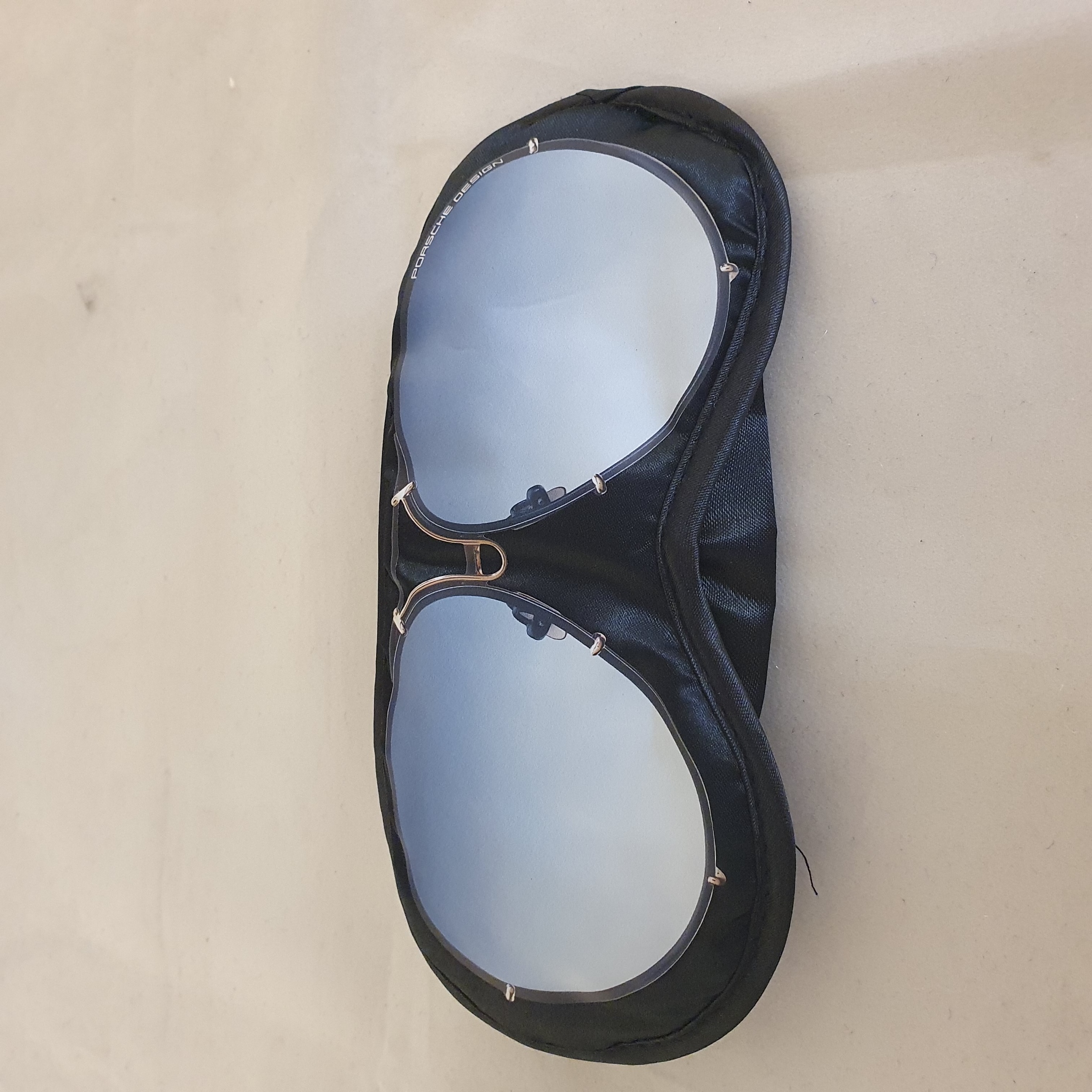 Porsche Design – Schlafmasken-Sonnenbrille