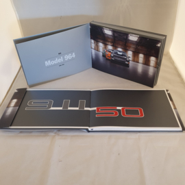 Porsche 911 50 Years Anniversary model 2013 - Brochure in collectors box