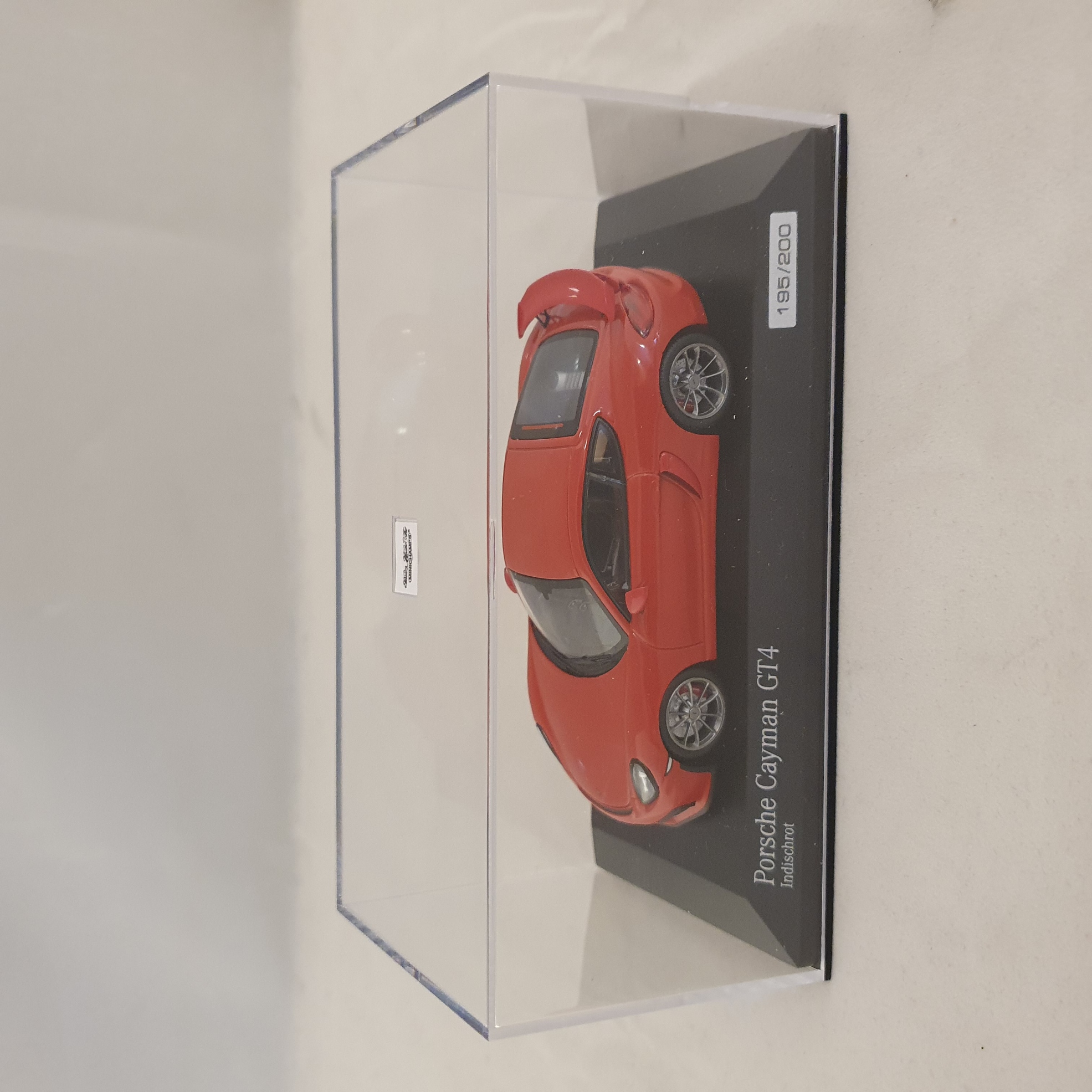 Porsche Cayman GT4 Guards Red Minichamps - CA04316069