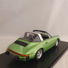 Porsche 911 3.0 SC Targa 1977 green 1/18 KK Scale KKDC180682