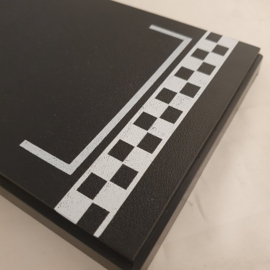 Vitrine met Pole-Position en Start / finish print 1/18 Triple9