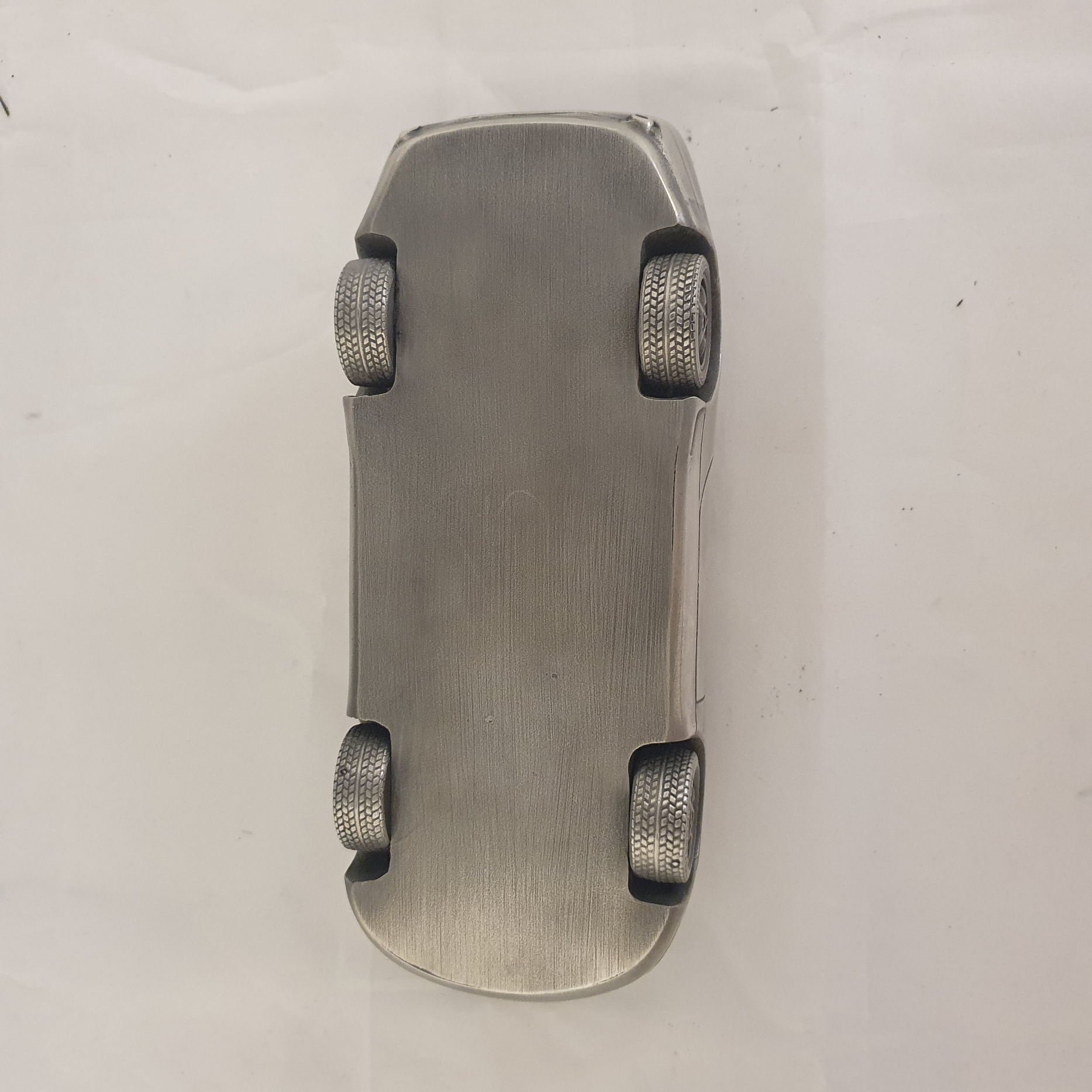 Porsche 911 996 Carrera 1:24 - Presse-papier en étain argent