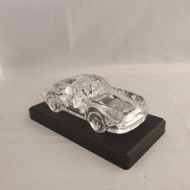 Porsche 911 en verre cristal sur socle en bois