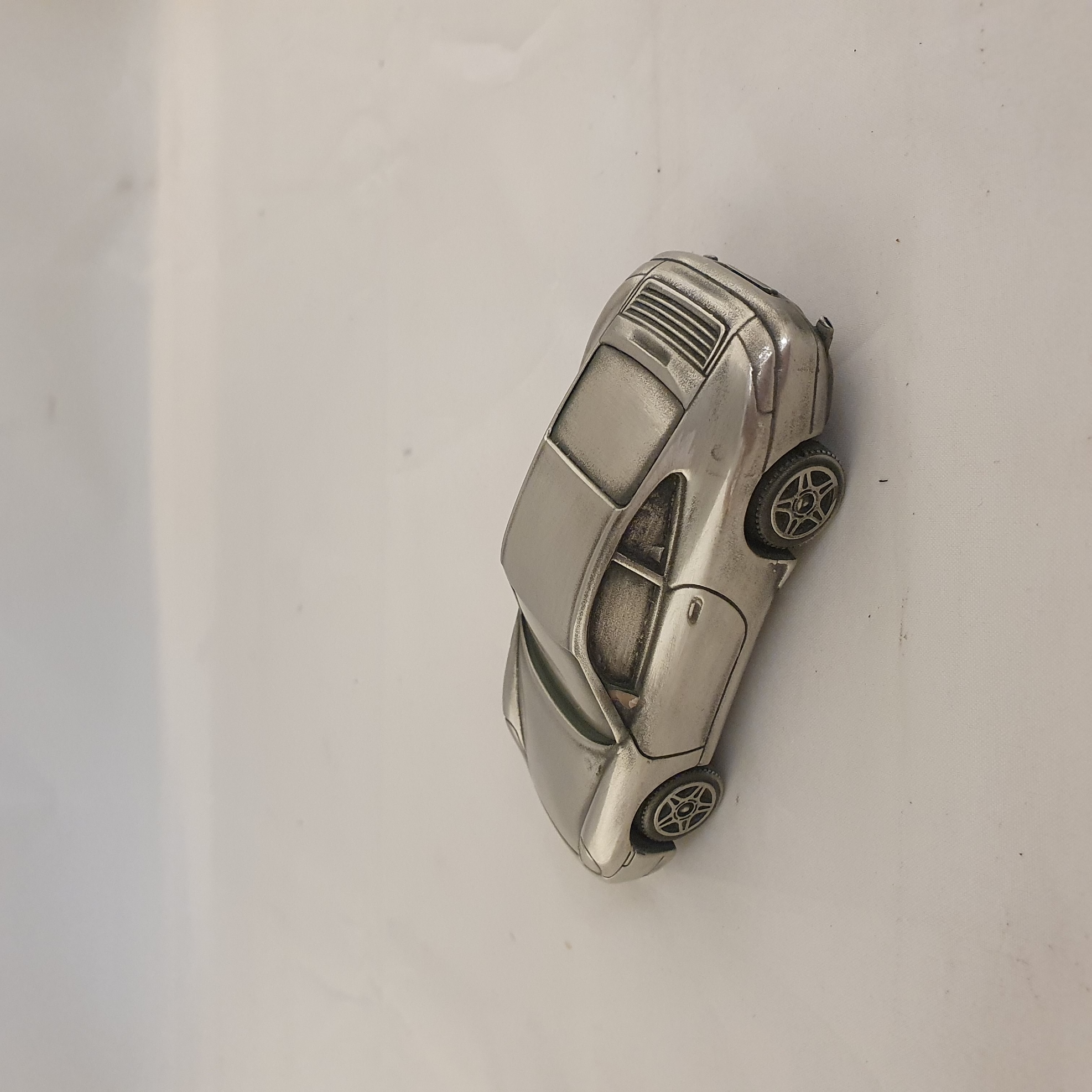 Porsche 911 996 Carrera 1:43 - Presse papier van zilvertin