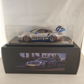 Porsche 911 992 GT3 Cup 2021 GT Argent / Bleu 1/18 Spark - WAP0219920NGT3