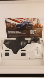 Porsche Cayenne brochure 2017 - NL - With VR glasses