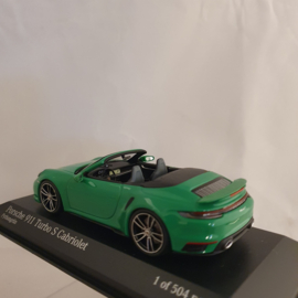 Porsche 911 992 Turbo S Cabriolet 2020 Vert Python 1/43 Minichamps 410069482
