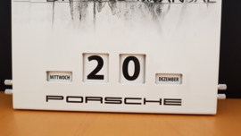 Perpetual calendar Porsche 911 Carrera RS 2.7