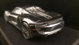 Porsche 918 Spyder - Paperweight - Mitarbeiter december 2013