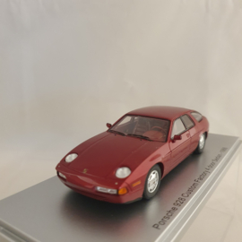 Porsche 928 Sedan 4 deurs 1986 metallic rood 1/43 Kess KE43024010