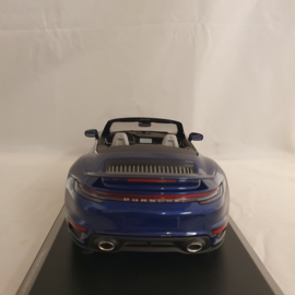 Porsche 911 992 Turbo S Cabriolet Gentian blue 2020 1/18 Minichamps 155069081
