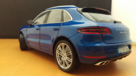 Porsche Macan Turbo 2014