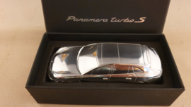 Porsche Panamera Turbo S Sport Turismo 2020 - Briefbeschwerer