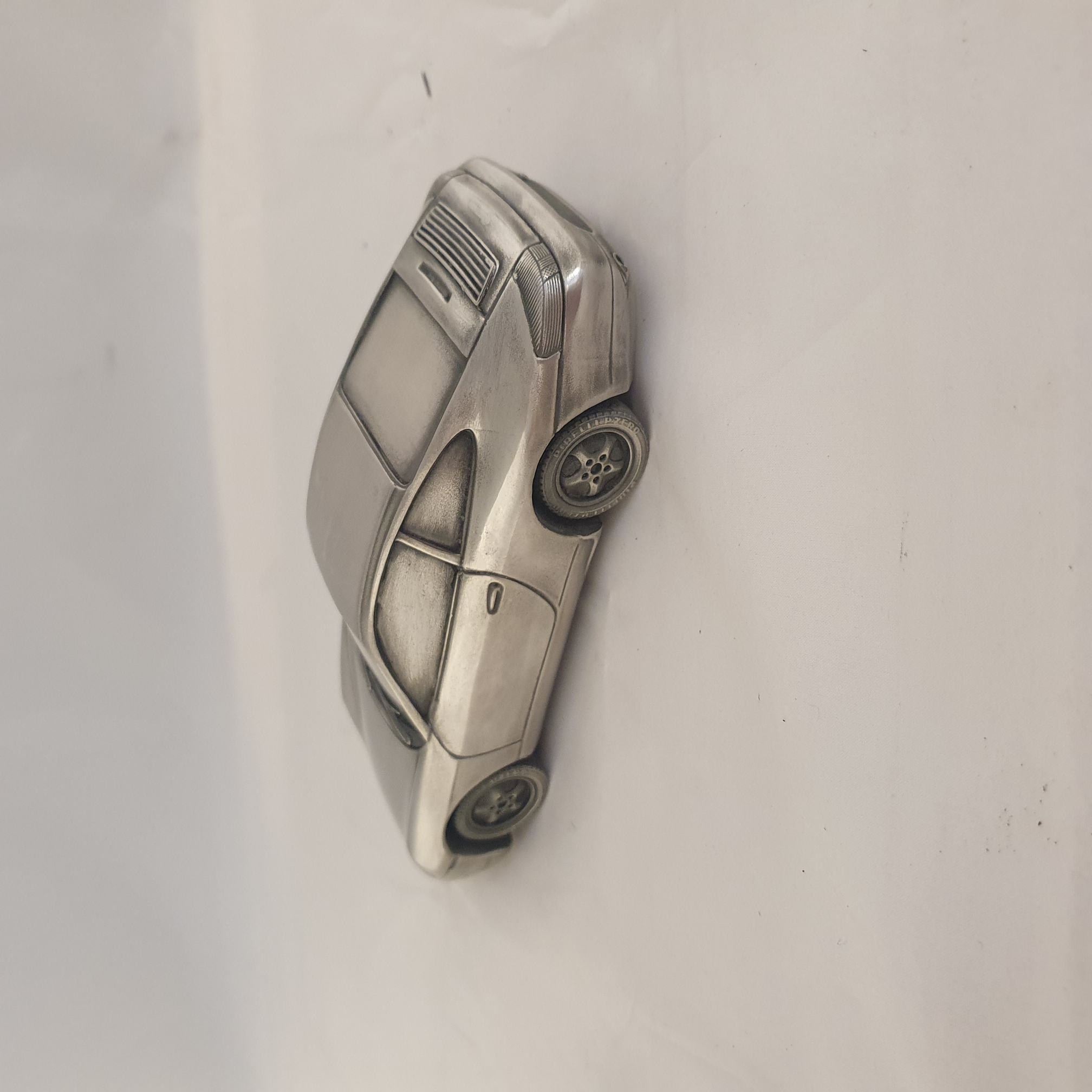 Porsche 911 996 Carrera 1:24 - Presse-papier en étain argent