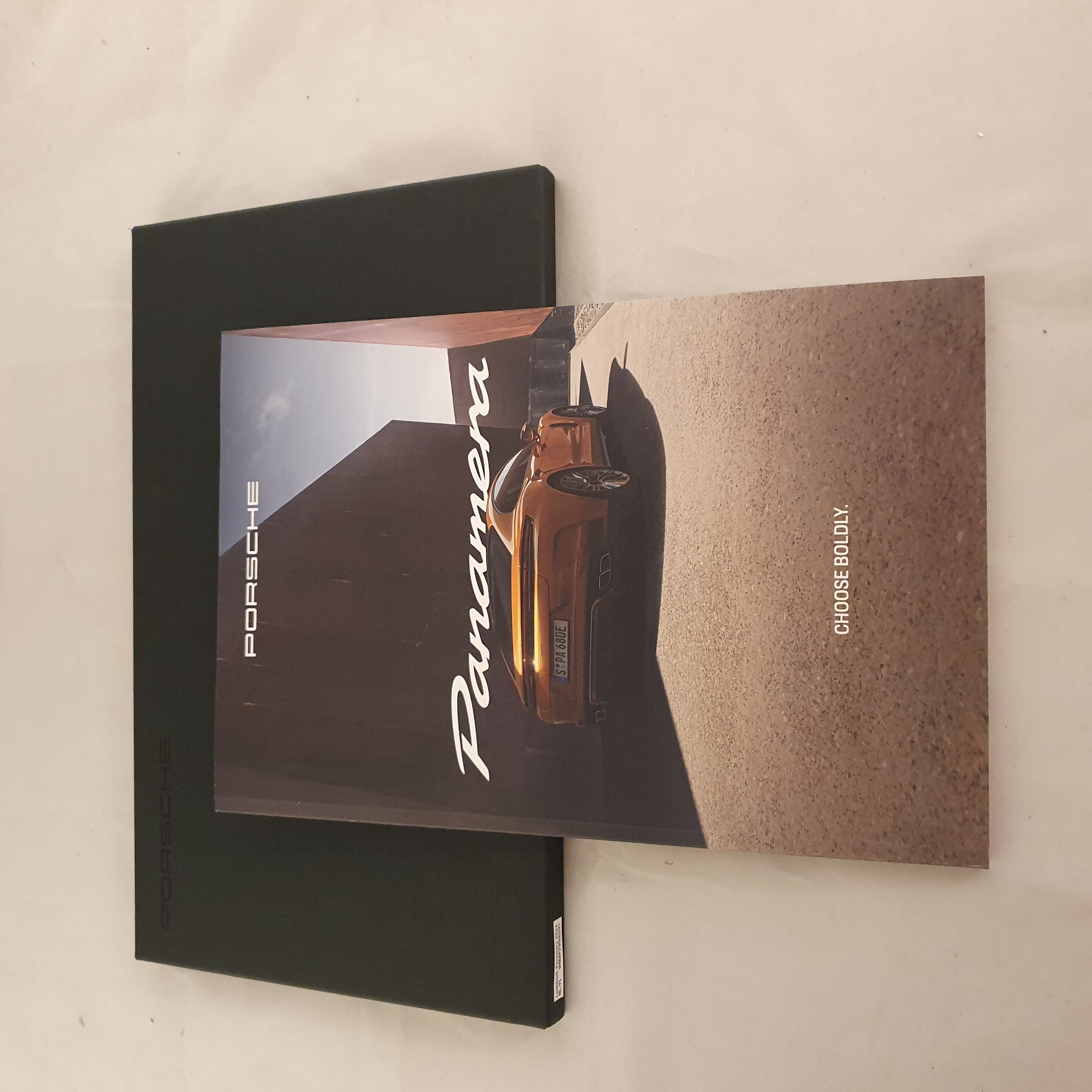 Porsche Panamera 2024 Lookbook Brochure - WMAP23000291