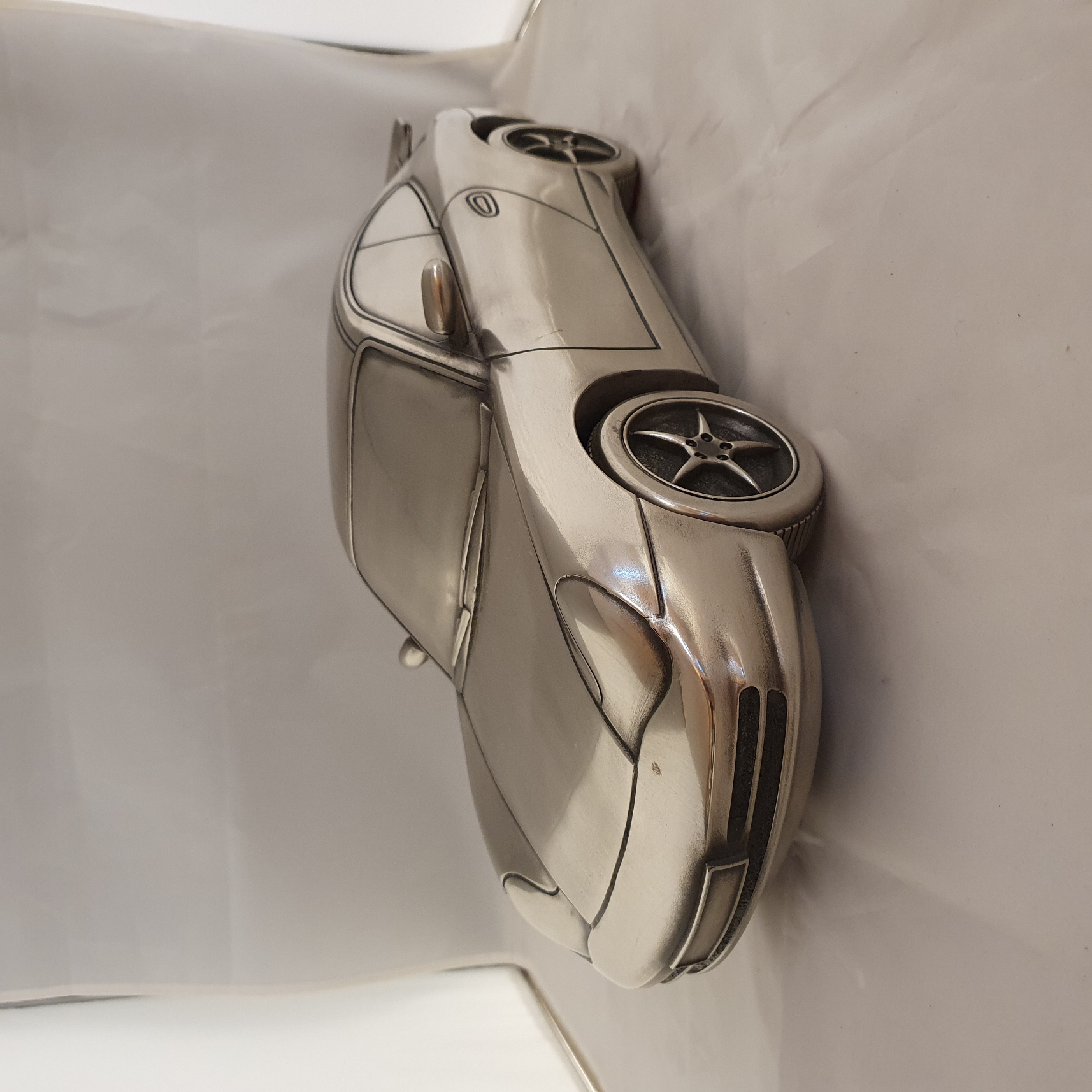 Porsche 911 996 Carrera 1:10 - Presse papier van zilvertin