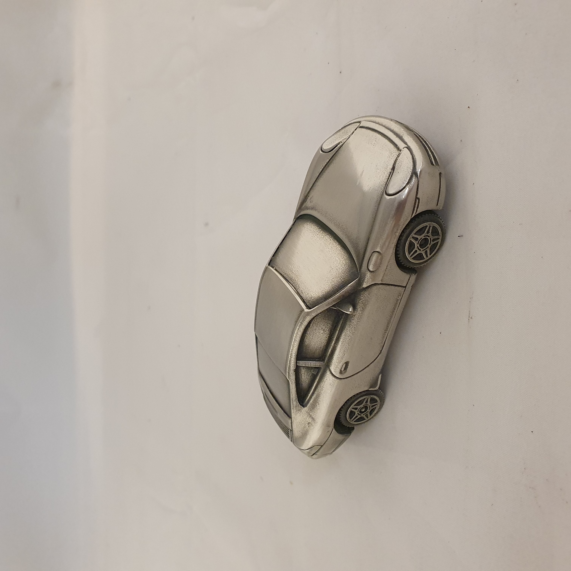 Porsche 911 996 Carrera 1:43 - Presse papier van zilvertin