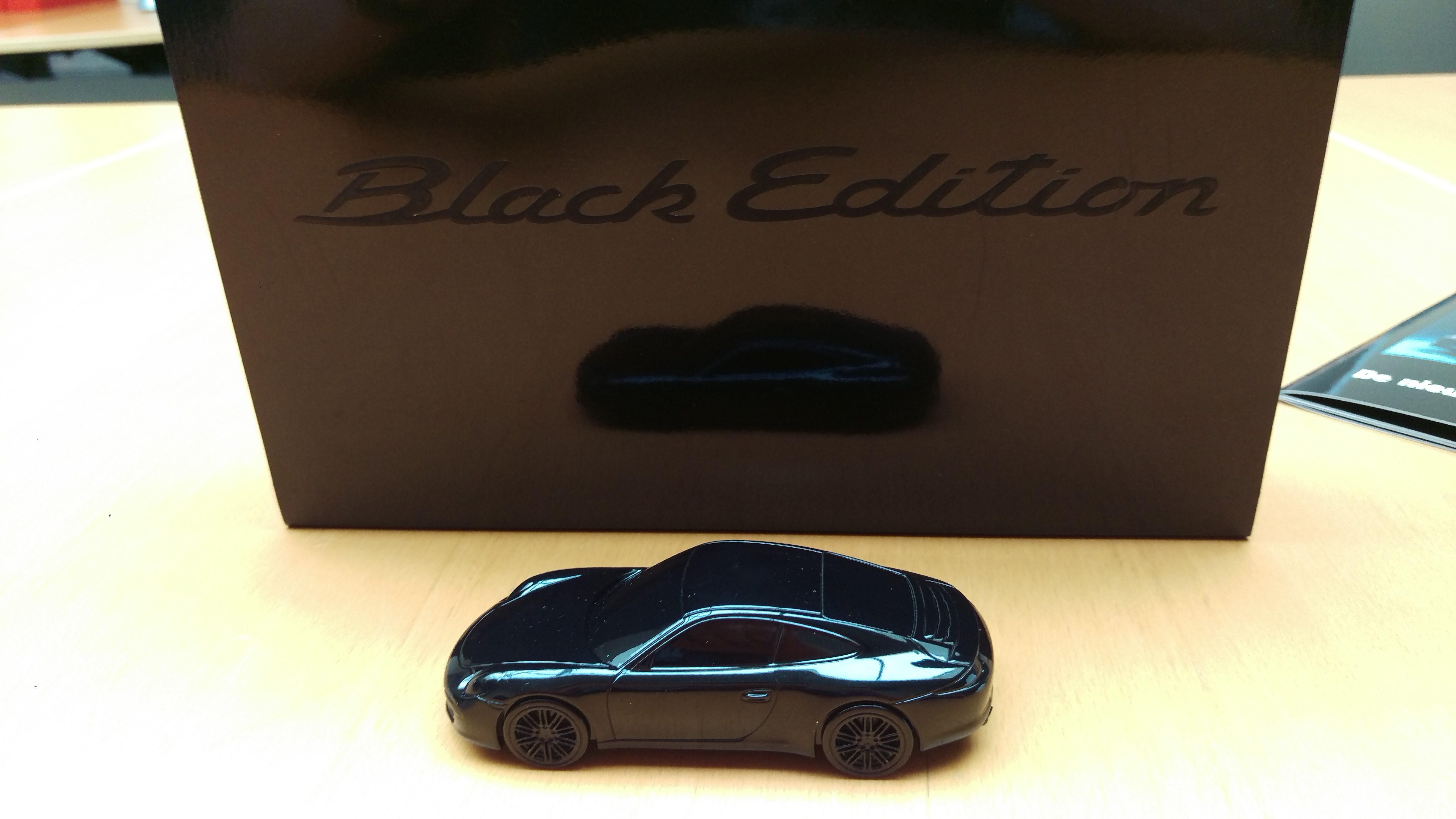 Porsche 991 black edition  - Presse-papier