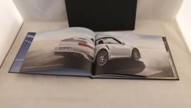 Porsche 911 991 Turbo et Turbo S 2013 - Brochure VIP avec pochette