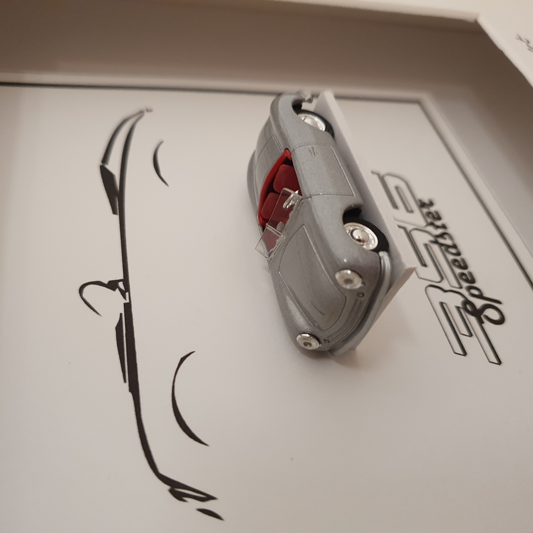 Porsche 356 Speedster grijs in kaderbox - schaal 1:87