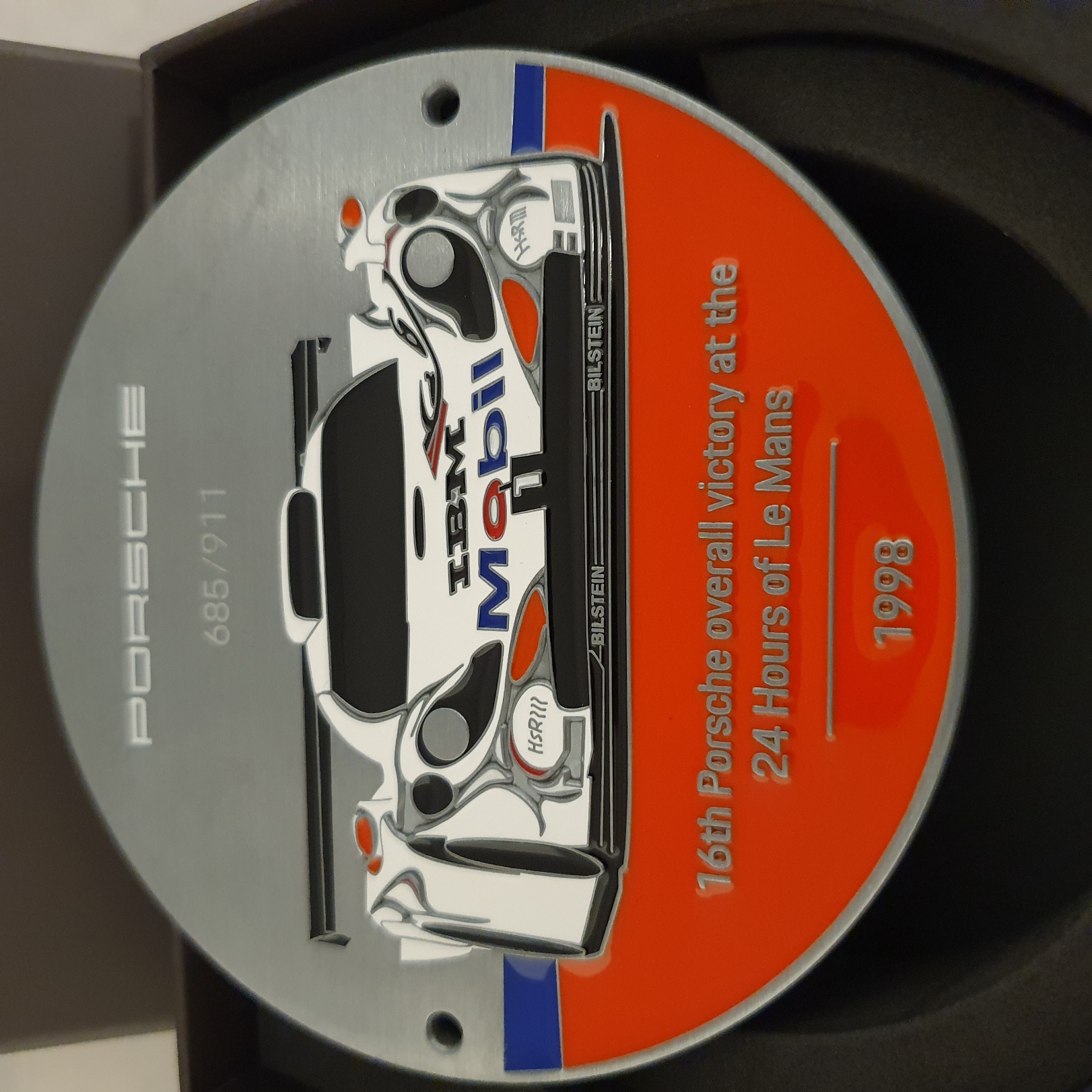 Grillbadge - Porsche 911 GT1 #26 Winner 24h Le Mans 1998 - WAP0508120RGBD