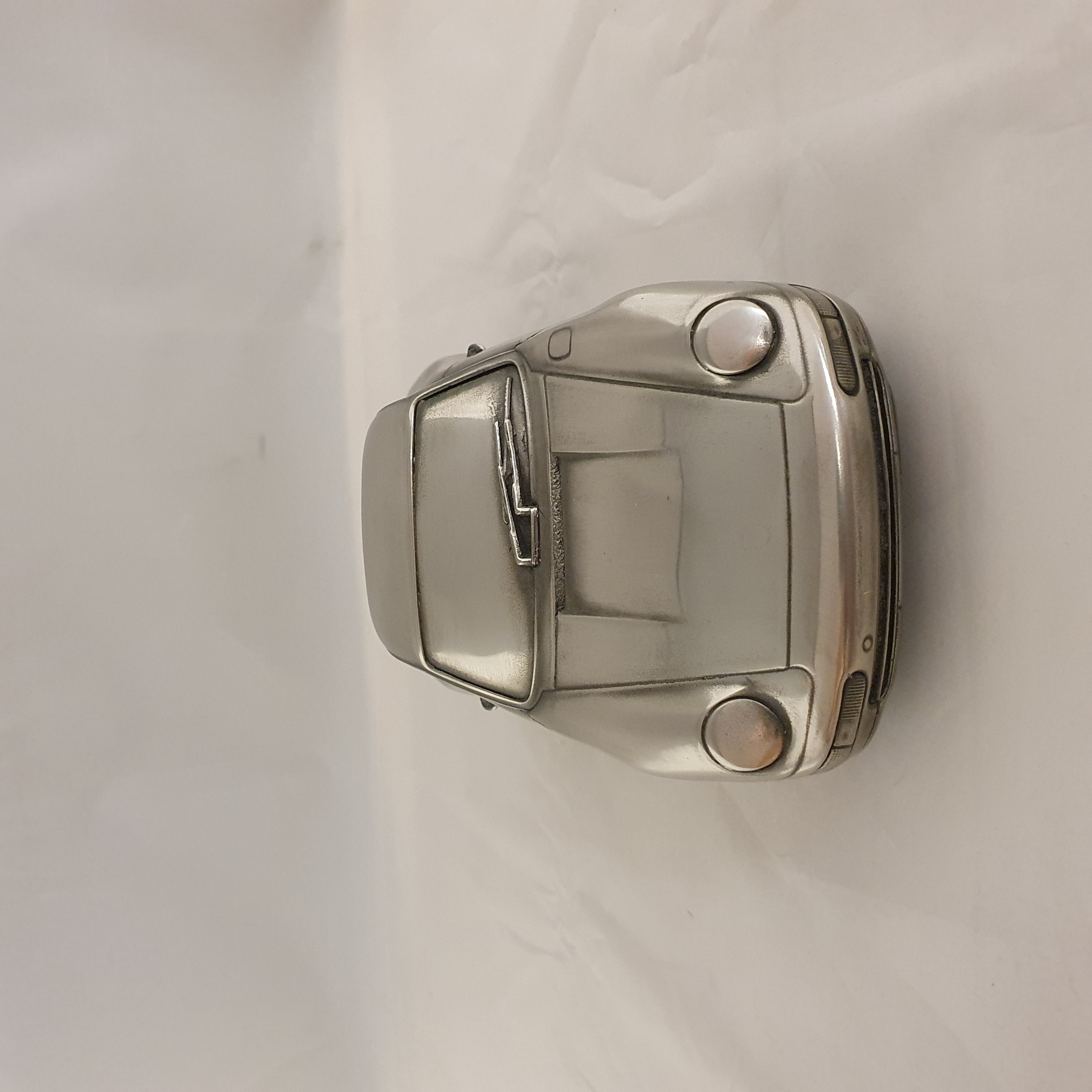 Porsche 911 993 Carrera 1:18 - Silver tin paperweight