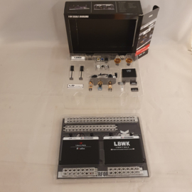 Dio64 LBWK 997 Chroom Auto Salon Diorama 1/64 DIO64-001