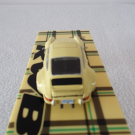 Porsche 911 Carrera 964 RWB Backdate geel 1/64 Tarmac - T64-046-YL