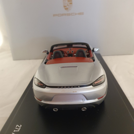 Porsche Boxster 25 jaar editie GT Zilver 1:18 Spark - WAP0212020NB25