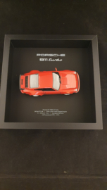 Porsche 911 930 3.0 Turbo 3D Encadrée dans une boîte d’ombre - échelle 1:24