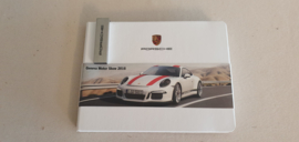 Porsche Geneve Motor show 2016 - Pers informatie set met USB stick