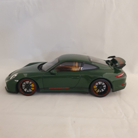 Porsche 911 991 GT3 2017 Irish Green 1/18 Minichamps 110067026