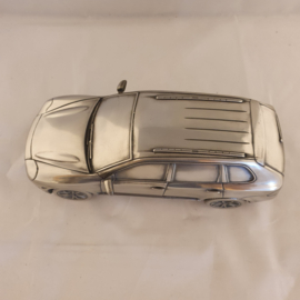 Porsche Cayenne 1:18 - Silver tin paperweight