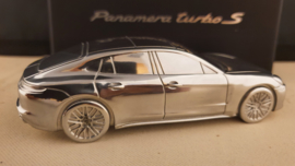 Porsche Panamera Turbo S GII 2020 - Paperweight