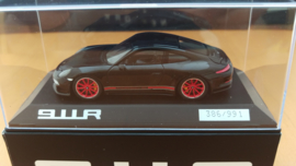 Porsche 911 (991 II) R zwart met rode striping