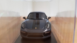 Porsche 911 (991.2) Turbo S Série Exclusive 2017 -  Bleu graphite métallisé