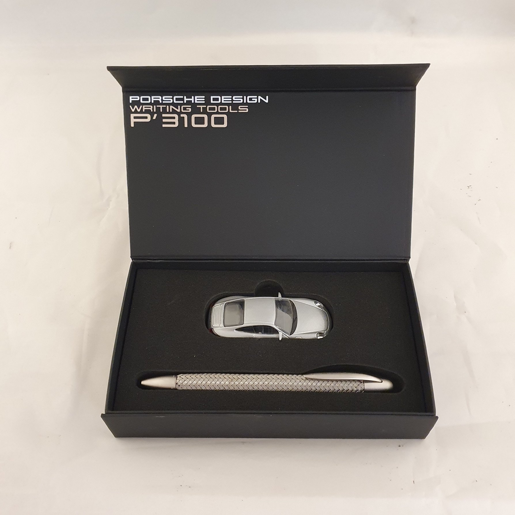 Stylo à bille Porsche Design P'3100 Tecflex avec modèle réduit de voiture