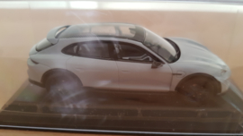 Porsche Mission E Cross Turismo 2018 - Light Grey Metallic