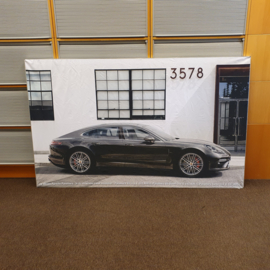 Bannière showroom du concessionnaire Porsche Panamera - encadrée 200 x 122 cm