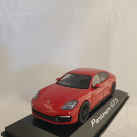 Porsche Panamera GTS 2018 Rouge Carmin 1/43 Herpa WAP0207310J