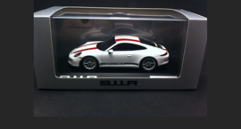 Porsche 911 (991.2) R White wit red striping