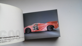 Porsche 60 jaar jubileum boekje - Porsche tickt anders Seit 60 Jahren