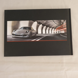 Brochure couverture rigide Porsche 911 991 Carrera GTS 2015 WSLM1501000191
