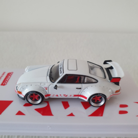 Porsche 911 Carrera 964 RWB Backdate blanc 1/64 Tarmac - T64-046-WH
