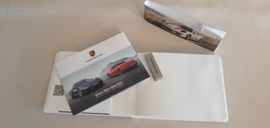 Porsche Geneve Motor show 2016 - Pers informatie set met USB stick