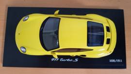 Porsche 911 (991 II) Turbo S - Racing Yellow