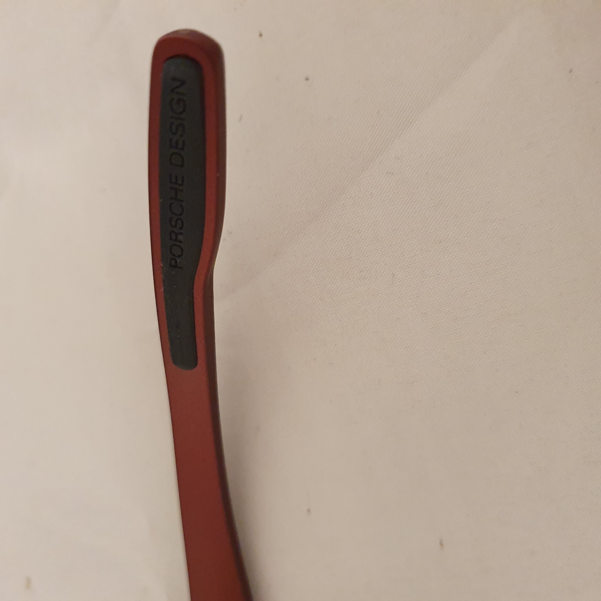 Porsche Design P3005F-130 zonnebril bordeaux rood