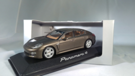Porsche Panamera 4 - 2010