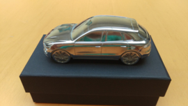 Porsche Macan Turbo 2014 - Paperweight