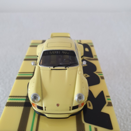 Porsche 911 Carrera 964 RWB Backdate geel 1/64 Tarmac - T64-046-YL
